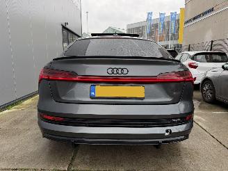 Audi E-tron 55 QUATRO S Edition 95 kWh 408 PK-PANO-CAMERA-NAVI-ACTIERADIUS 432 Km picture 7