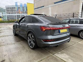 Audi E-tron 55 QUATRO S Edition 95 kWh 408 PK-PANO-CAMERA-NAVI-ACTIERADIUS 432 Km picture 4