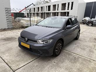 skadebil auto Volkswagen Polo 1.0 TSI 95 PK Life AIRCO 2023/9
