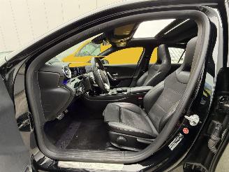 Mercedes A-klasse A180 BUSINESS SOLUTION AMG PANO - SFEER picture 8