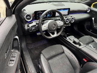 Mercedes A-klasse A180 BUSINESS SOLUTION AMG PANO - SFEER picture 3