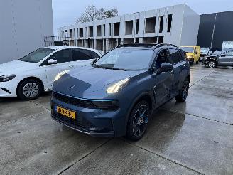 skadebil auto Lynk & Co 01 1.5  220 PK  AUTOMAAT-PANO-360 CAMERA-NAVI-PDC 2025/4