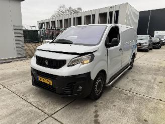 Unfallwagen Peugeot Expert 1.5 Bleu HDI 100S&S L3 2023/6