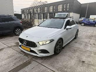 uszkodzony samochody osobowe Mercedes A-klasse 200 Business Solution AMG-CAMERA-PANO-NAVI-PDC 2019/4