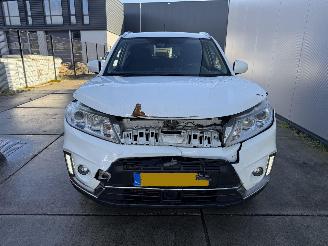 Suzuki Vitara 1.4 Boosterjet AllGrip Select 4X4 CAMERA - NAVI - LED picture 13