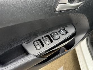 Kia Picanto 1.0 DPI DYNAMICLINE -CAMERA-NAVI - ACC picture 16