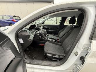 Peugeot 208 1.2 PureTech 75 Style -AIRCO-PDC picture 8