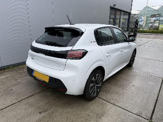 Peugeot 208 1.2 PureTech 75 Style -AIRCO-PDC picture 5