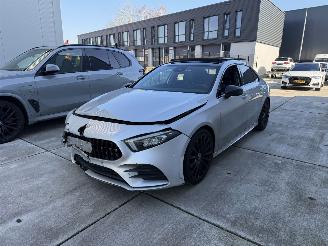 skadebil auto Mercedes A-klasse 200 Business Solution AMG-PANO-NAVI-PDC 2019/9