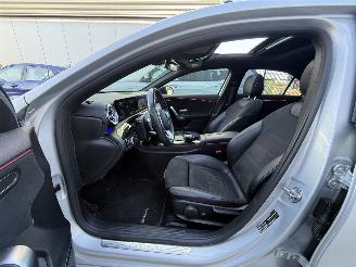 Mercedes A-klasse 200 Business Solution AMG-PANO-NAVI-PDC picture 8