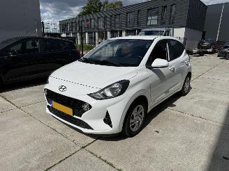 uszkodzony samochody osobowe Hyundai I-10 1.0 Comfort   AIRCO-PDC-CRUISE 2023/2