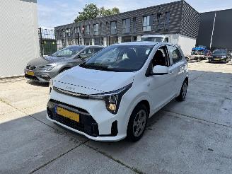 Schadeauto Kia Picanto 1.0 DPI DynamicLine CAMERA - NAVI - CRUISE 2025/5