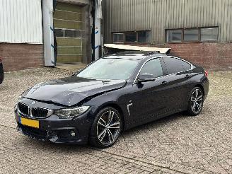skadebil auto BMW 4-serie 440i Xdrive 326Pk M-Pakket Centennial High Executive Individual Head-Up 360Camera Memory 2016/8