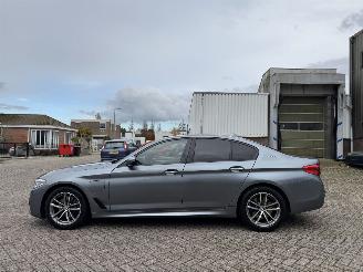 BMW 5-serie 530e iPerformance High Executive M-Pakket Harman Kardon 360Camera Head-Up Geen Schade! picture 3
