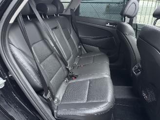 Hyundai Tucson 1.6 T-Gdi 4x4 Automaat Pano picture 13
