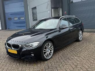 Unfallwagen BMW 3-serie 320D 184Pk M-Pakket Head-Up Geen Schade 2013/4