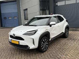 krockskadad bil auto Toyota Yaris Cross 1.5 Hyrbid Dynamic NAP Nederlandse Auto 2022/9