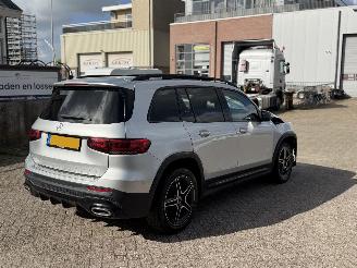 Vaurioauto  passenger cars Mercedes GLB 180 AMG Pakket 7Persoons Pano Sfeerverlichting Memory 2021/11