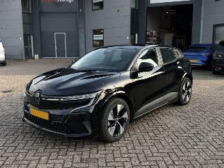 Coche accidentado Renault Mégane E-Tech EV60 Optimum Charge Bussines Ed Evolution 2024/3