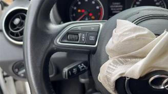 Audi A1 A1 Sportback (8XA/8XF), Hatchback 5-drs, 2011 / 2018 1.0 TFSI Ultra 12V picture 13