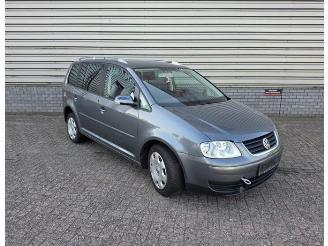 Dezmembrări autoturisme Volkswagen Touran Touran (1T1/T2), MPV, 2003 / 2010 1.6 FSI 16V 2004/1
