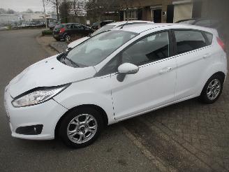 krockskadad bil auto Ford Fiesta 1.5 TDCI TITANIUM CLIMA NAVI 2016/2