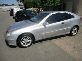 škoda osobní automobily Mercedes C-klasse SPORTCOUPE 180 KOMPRESSOR 2003/3