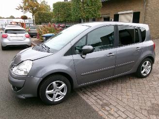 Unfallwagen Renault Grand-modus 1.6-16V AUTOMAAT EXPRESSION CLIMA LEDER 2008/11