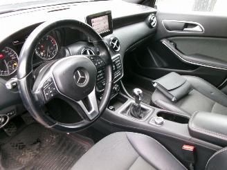 Mercedes A-klasse 180 AMBITION AIRCO NAVI picture 14