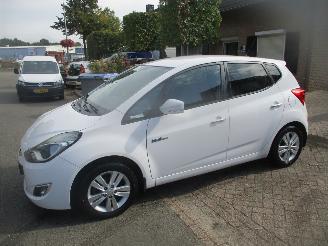 Vaurioauto  passenger cars Hyundai Ix20 VISION AIRCO 2012/1