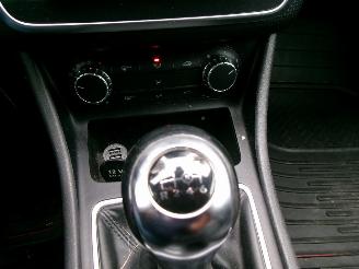 Mercedes A-klasse 180 AMBITION AIRCO NAVI picture 23