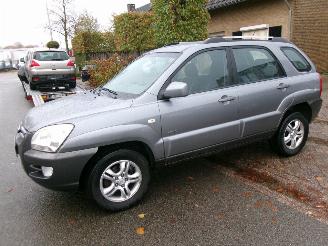 Schadeauto Kia Sportage 2.0 CRDI 4WD AUTOMAAT GEEN SCHADE 2005/11