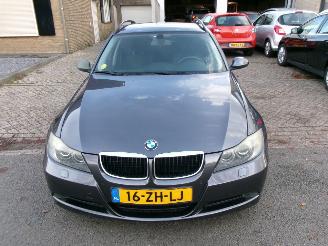 BMW 3-serie 318 I BUSINESS LINE CLIMA NAVI picture 3