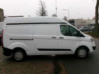 Ford Transit Custom 330 2.2 TDCI L2 H2 AIRCO picture 4