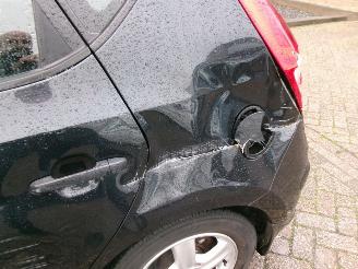 Hyundai I-30 1.4 I DYNAMIC picture 9