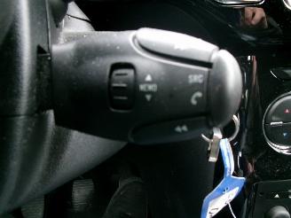 Citroën DS3 1.6 e-HDI SO CHIC CLIMA picture 16