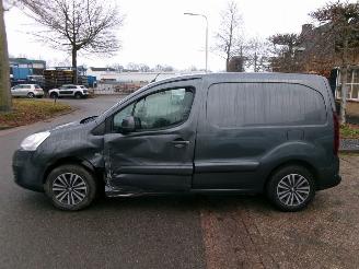 Peugeot Partner 120 1.6 HDI 75 PREMIUM PACK AIRCO NAVI picture 14