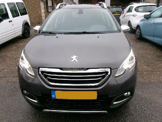 Peugeot 2008 1.2 PURETECH ALLURE CLIMA NAVI picture 3