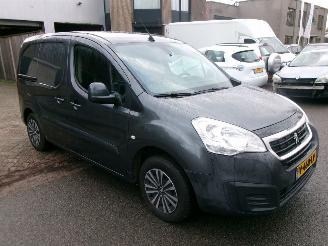 Peugeot Partner 1.6 HDI 75 PREMIUM PACK AIRCO NAVI picture 8