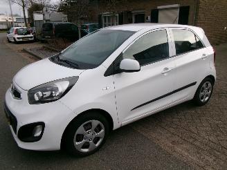 Auto incidentate Kia Picanto CVVT COMFORT PACK AIRCO 2012/11