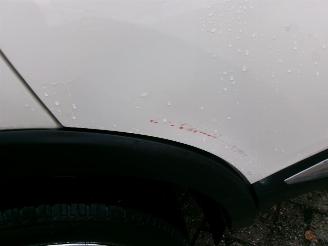 Renault Captur TCE LIMITED CLIMA NAVI picture 8