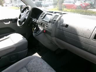 Volkswagen Transporter 2.5 TDI DUBBEL-CABINE AUTOMAAT picture 12
