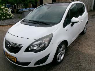 Coche accidentado Opel Meriva 1.4 I COSMO AIRCO PANO 2011/12