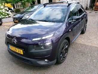Unfallwagen Citroën C4 cactus 1.2 I FEEL 2015/2