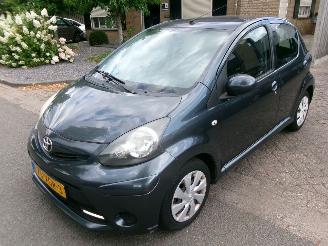  Toyota Aygo 1.0 VVT-I ASPIRATION AIRCO 2012/6