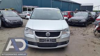 Volkswagen Touran Touran (1T1/T2), MPV, 2003 / 2010 1.9 TDI 105 Euro 3 picture 2