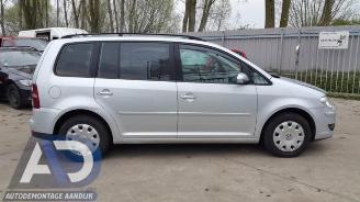 Volkswagen Touran Touran (1T1/T2), MPV, 2003 / 2010 1.9 TDI 105 Euro 3 picture 4