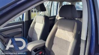 Volkswagen Touran Touran (1T1/T2), MPV, 2003 / 2010 2.0 TDI DPF Cross Touran picture 9