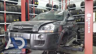 Coche siniestrado Hyundai Tucson Tucson (JM), SUV, 2004 / 2010 2.0 16V CVVT 4x2 2009