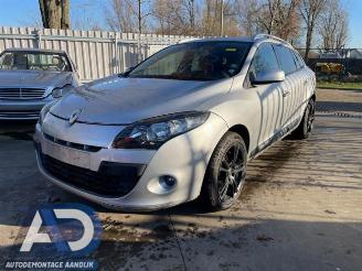 Démontage voiture Renault Mégane Megane III Grandtour (KZ), Combi 5-drs, 2008 / 2016 1.5 dCi 110 2011